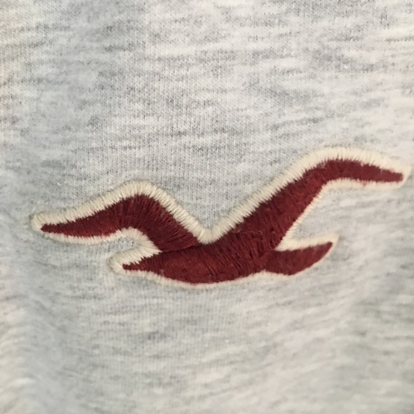 Hollister Women’s longer length HoodieSweat Jacket - Picture 7 of 8